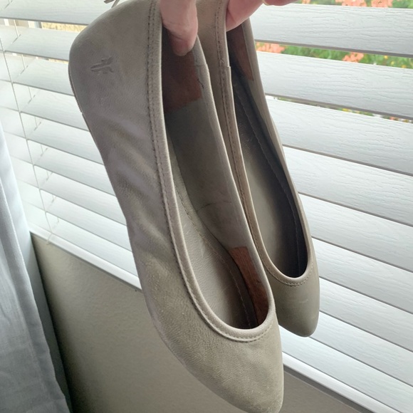 Frye Regina Pointed Toe Leather Flats Size 8 Women’s - Picture 12 of 13